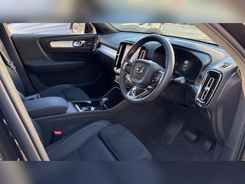 Used Volvo XC40 2025 for sale - 78080966: Photo