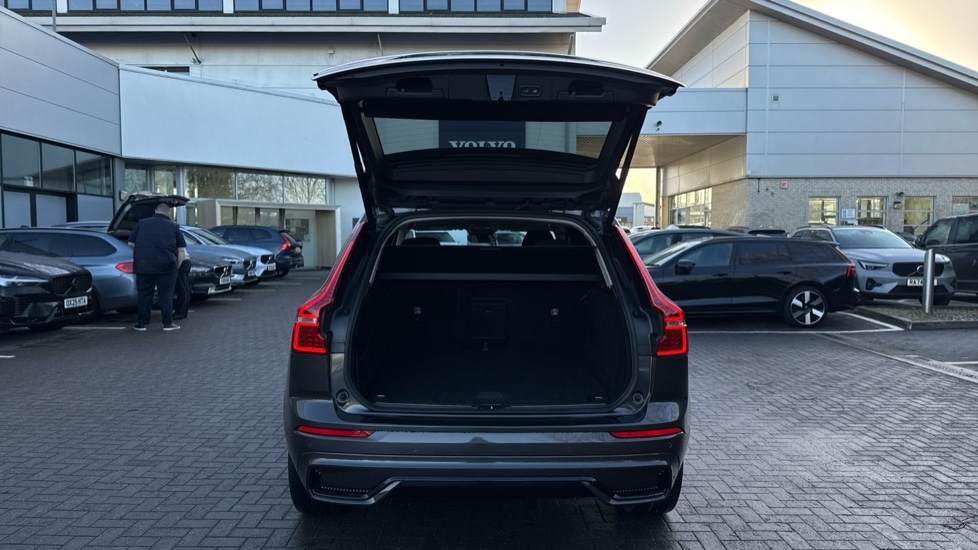 Used Volvo XC60 2022 for sale - 76842020: Photo 13