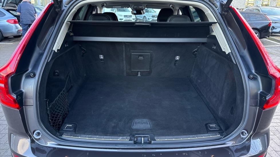 Used Volvo XC60 2022 for sale - 76842020: Photo 15