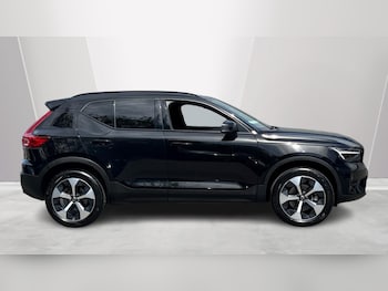 Used Volvo XC40 2025 for sale - 79497407: Photo