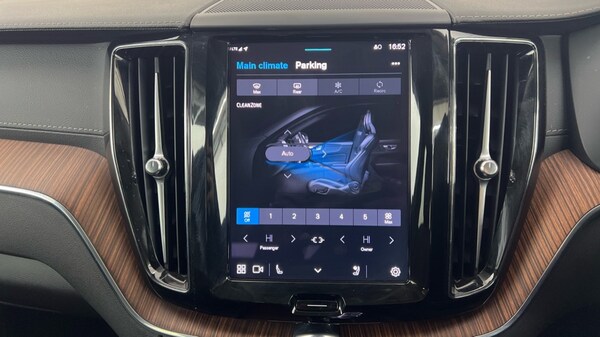 Used Volvo XC60 2024 for sale - 76018086: Photo 19