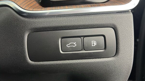 Used Volvo XC60 2024 for sale - 76018086: Photo 29