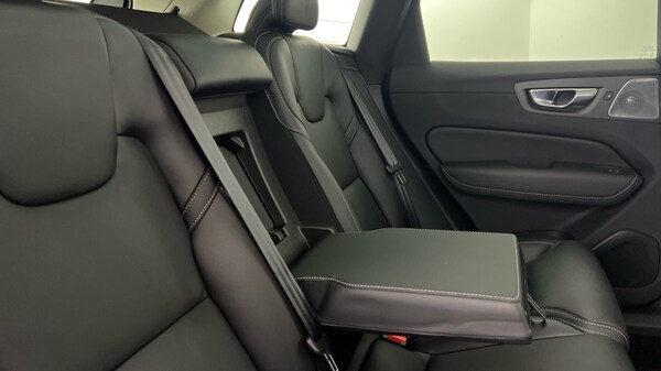Used Volvo XC60 2024 for sale - 76018086: Photo 33