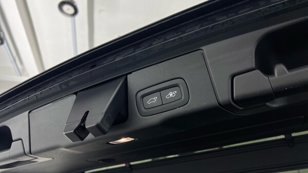 Used Volvo XC60 2024 for sale - 76018086: Photo 39