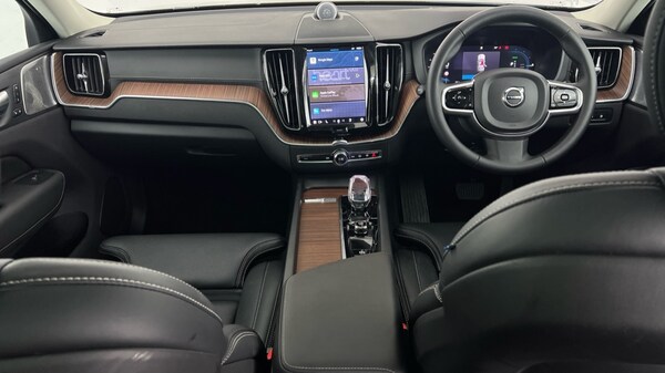 Used Volvo XC60 2024 for sale - 76018086: Photo 5