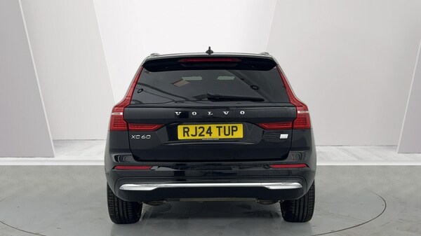 Used Volvo XC60 2024 for sale - 76018086: Photo 7