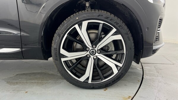 Used Volvo XC60 2024 for sale - 76018086: Photo 9