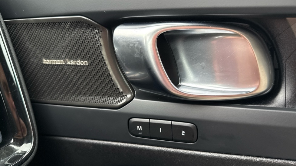 Used Volvo XC40 2023 for sale - 77319103: Photo 27