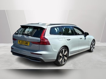 Used Volvo V60 2025 for sale - 79374796: Photo