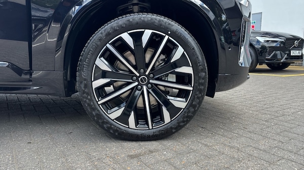 Used Volvo XC90 2025 for sale - 75526537: Photo 9