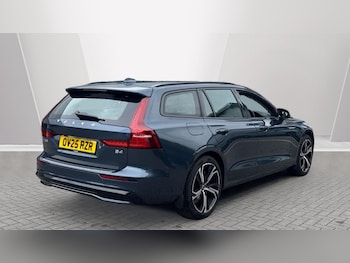 Used Volvo V60 2025 for sale - 75472680: Photo
