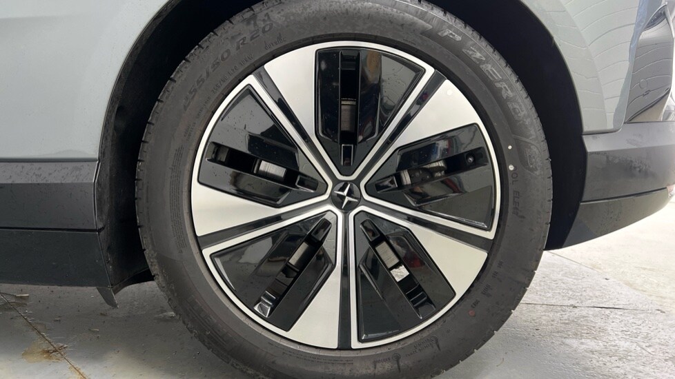 Used Polestar Polestar 4 2025 for sale - 76834905: Photo 27