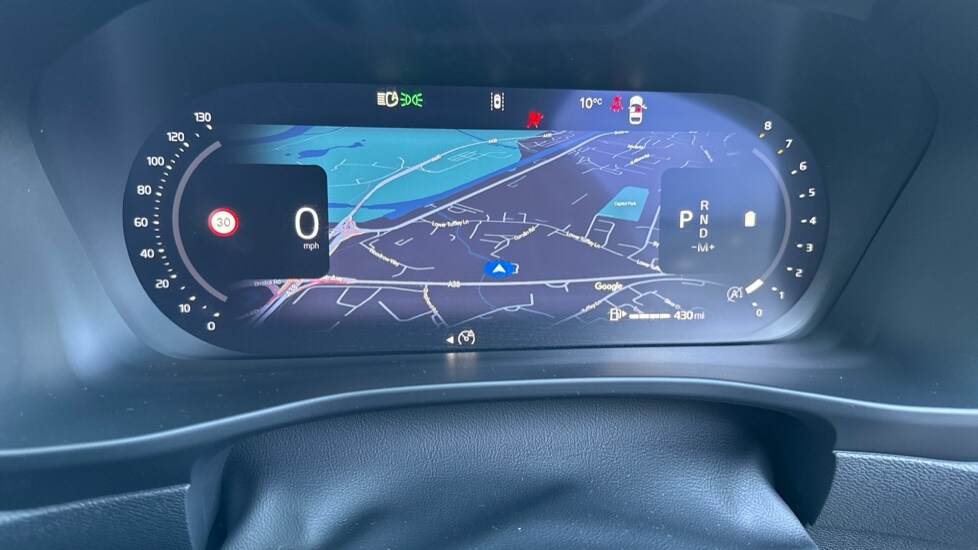 Used Volvo XC40 2025 for sale - 75921901: Photo 11