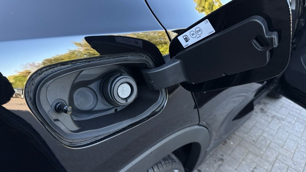 Used Volvo XC40 2025 for sale - 75921901: Photo 38