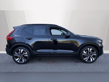 Used Volvo XC40 2025 for sale - 75921901: Photo