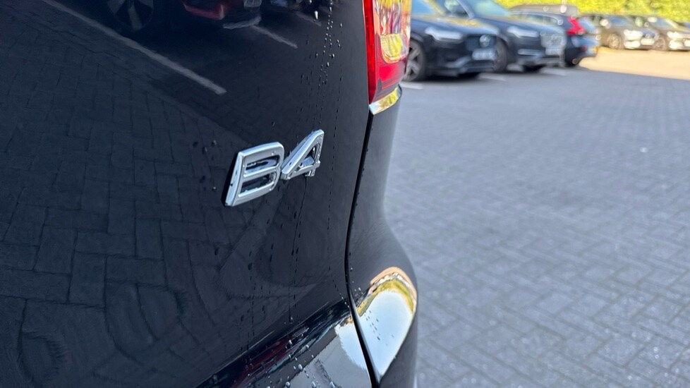 Used Volvo XC40 2025 for sale - 75921901: Photo 40