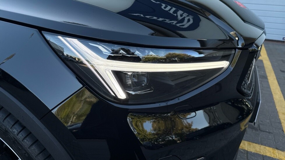 Used Volvo XC40 2025 for sale - 75921901: Photo 48