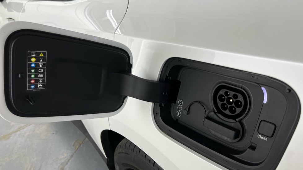 Used Polestar Polestar 4 2025 for sale - 77532107: Photo 31