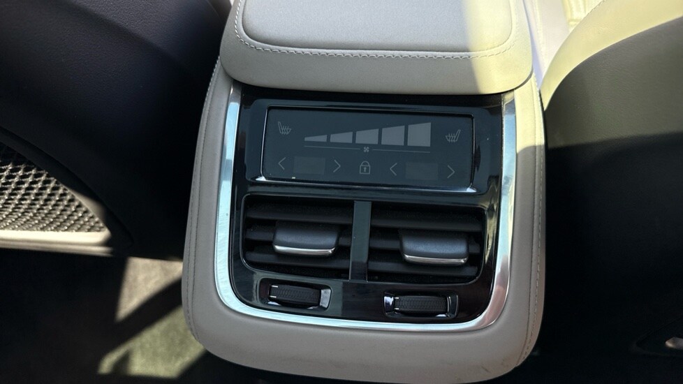 Used Volvo XC90 2025 for sale - 78172665: Photo 16