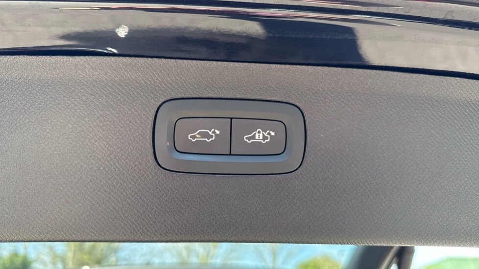 Used Volvo XC90 2025 for sale - 78172665: Photo 25