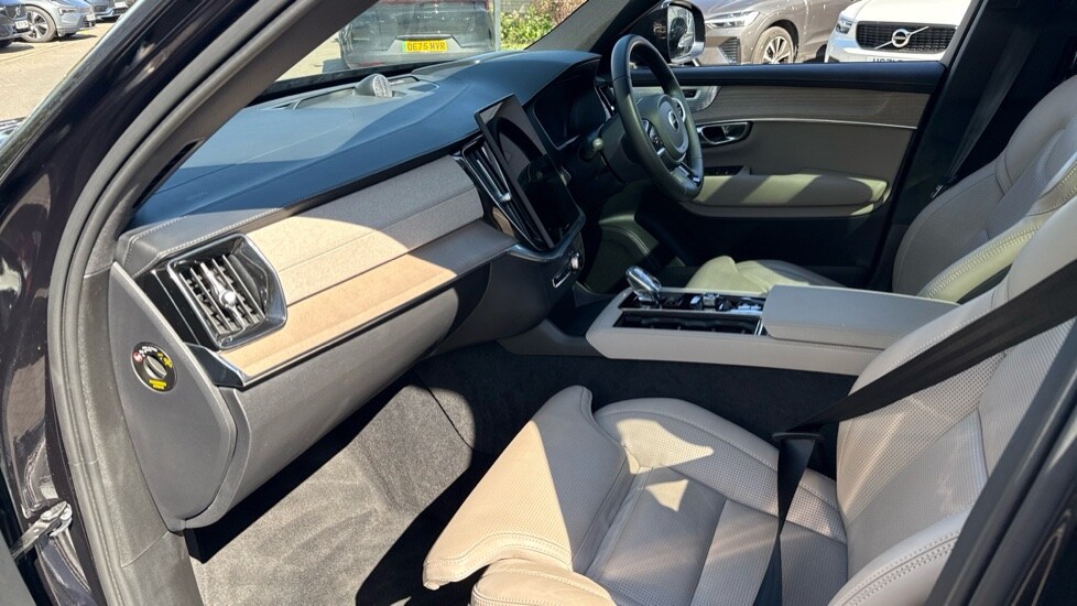 Used Volvo XC90 2025 for sale - 78172665: Photo 29