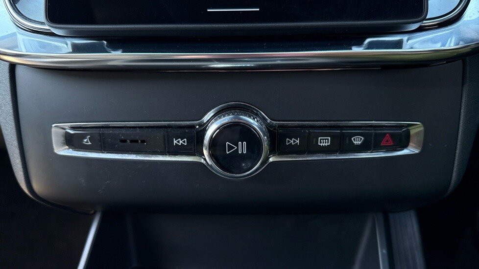 Used Volvo XC90 2025 for sale - 78172665: Photo 45