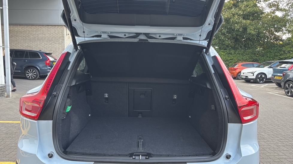 Used Volvo XC40 2025 for sale - 77274036: Photo 13