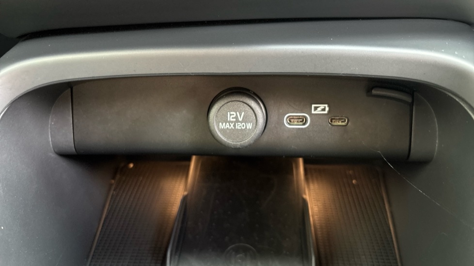 Used Volvo XC40 2025 for sale - 77274036: Photo 30