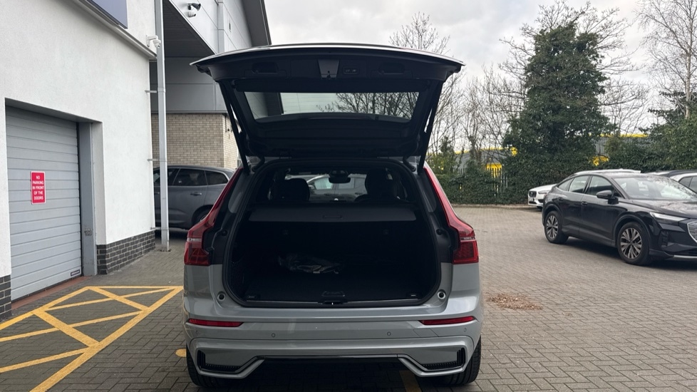 Used Volvo XC60 2025 for sale - 77071043: Photo 13