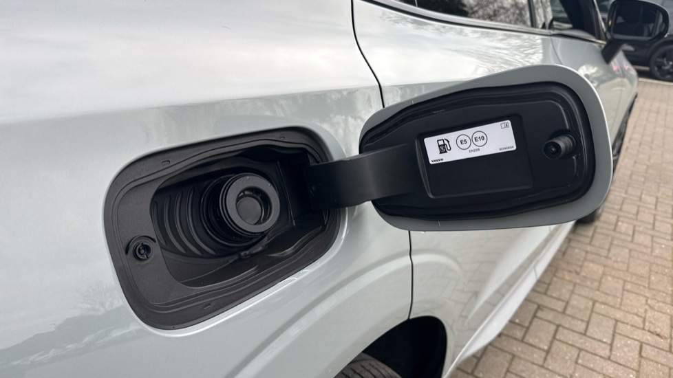 Used Volvo XC60 2025 for sale - 77071043: Photo 25