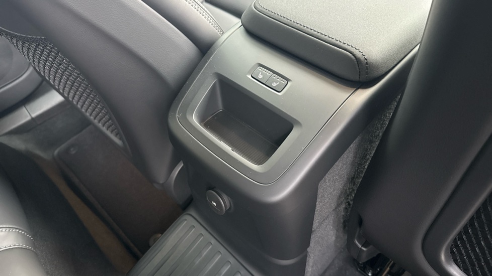 Used Volvo XC60 2025 for sale - 77071043: Photo 35