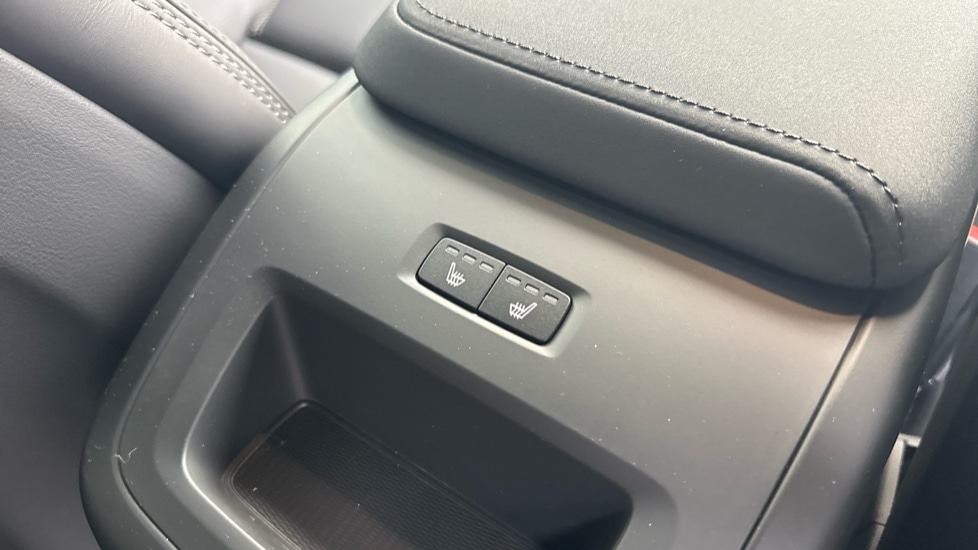 Used Volvo XC60 2025 for sale - 77071043: Photo 36