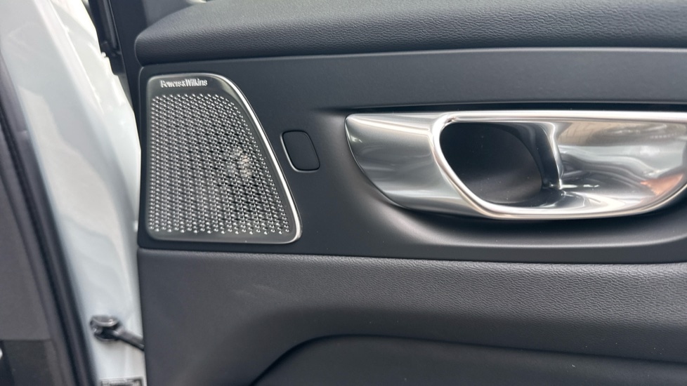 Used Volvo XC60 2025 for sale - 77071043: Photo 38