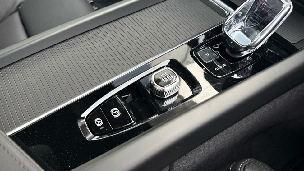 Used Volvo XC60 2025 for sale - 77071043: Photo 45