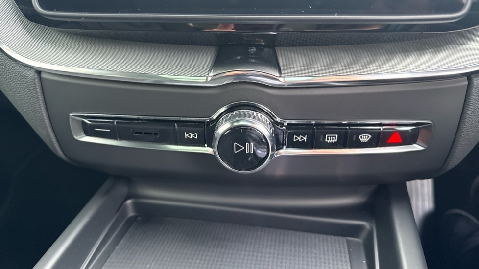 Used Volvo XC60 2025 for sale - 77071043: Photo 48