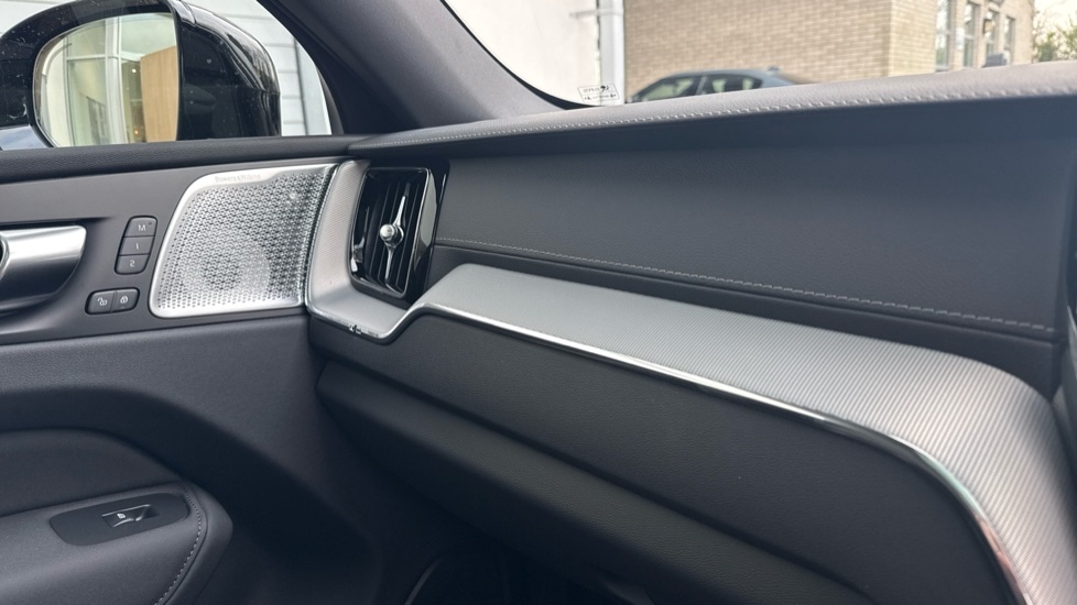 Used Volvo XC60 2025 for sale - 77071043: Photo 49