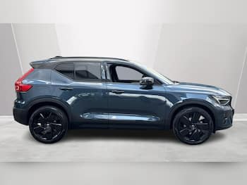 Used Volvo XC40 2025 for sale - 79590961: Photo