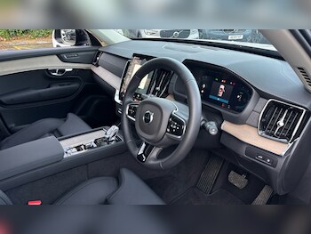 Used Volvo XC90 2025 for sale - 76750047: Photo