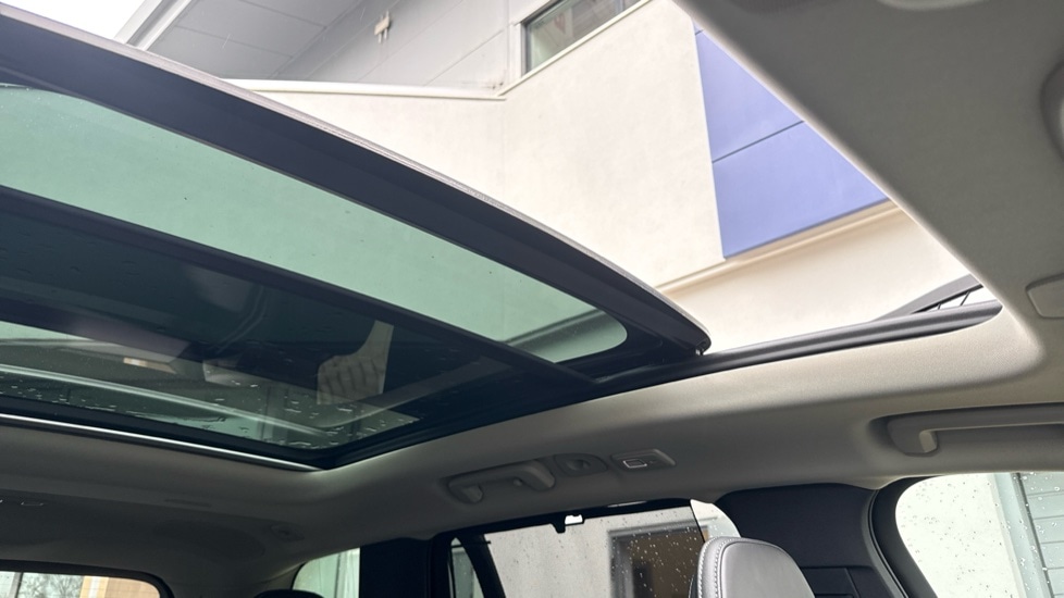 Used Volvo XC90 2024 for sale - 76942975: Photo 48