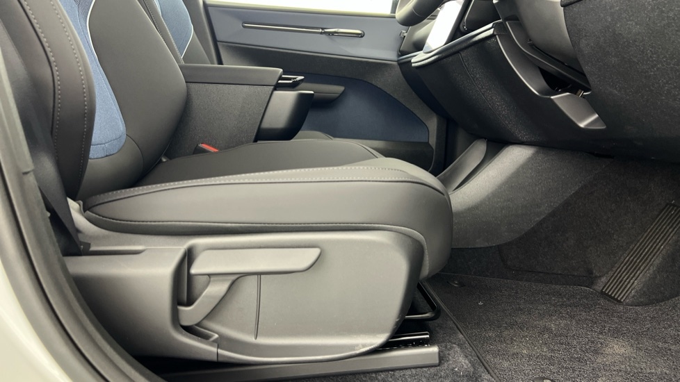 Used Volvo EX30 2025 for sale - 76493955: Photo 17