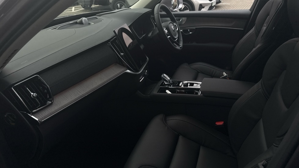 Used Volvo XC90 2025 for sale - 77326293: Photo 28