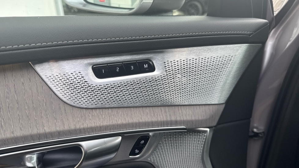 Used Volvo XC90 2025 for sale - 77326293: Photo 31