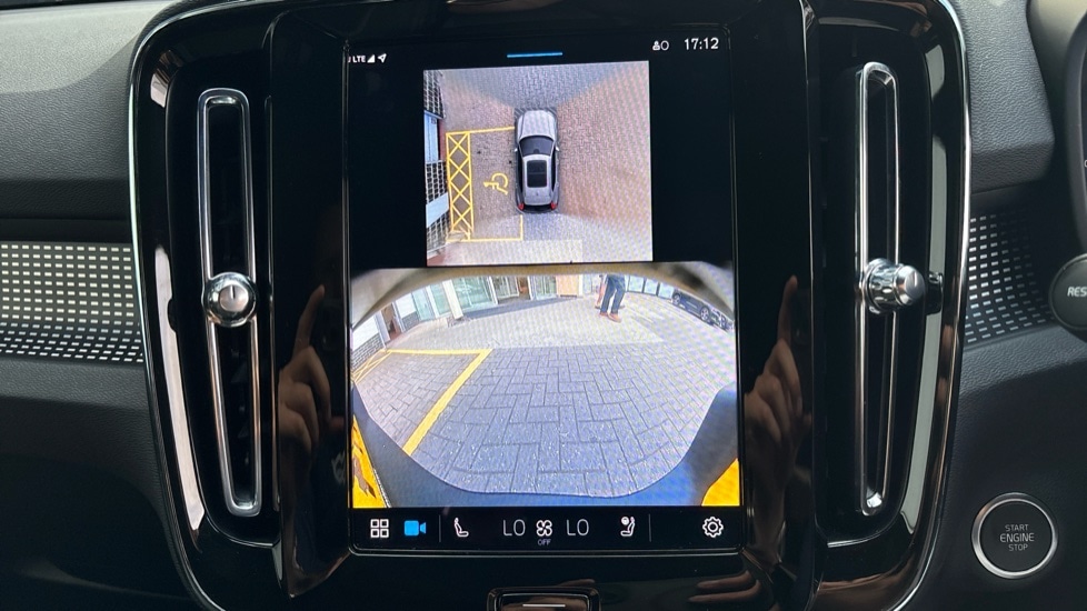 Used Volvo XC40 2025 for sale - 77133932: Photo 25