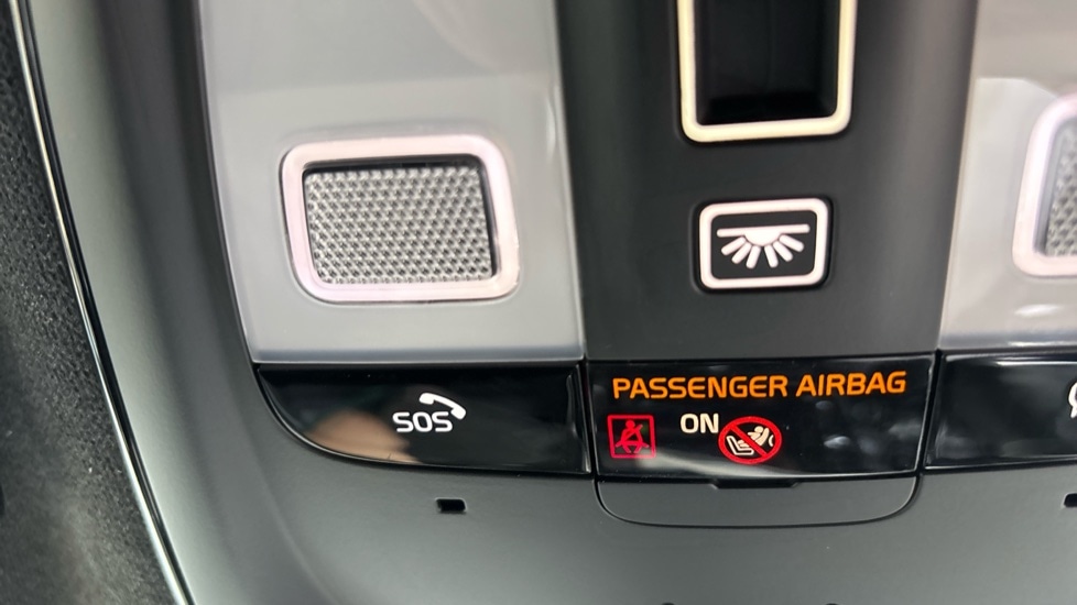 Used Volvo XC40 2025 for sale - 77133932: Photo 34