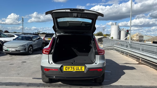Used Volvo XC40 2025 for sale - 76067049: Photo 13