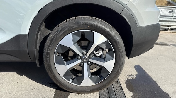 Used Volvo XC40 2025 for sale - 76067049: Photo 15