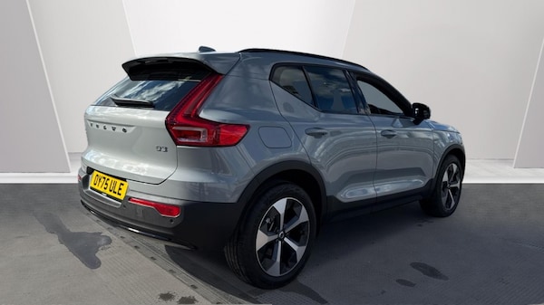 Used Volvo XC40 2025 for sale - 76067049: Photo 2