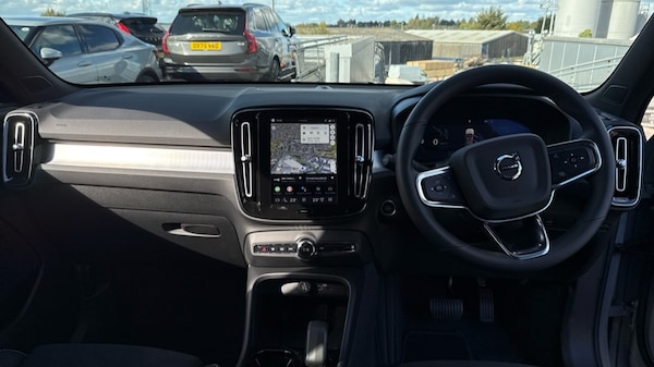 Used Volvo XC40 2025 for sale - 76067049: Photo 5