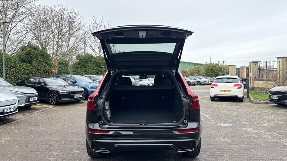 Used Volvo XC60 2025 for sale - 76874356: Photo 13