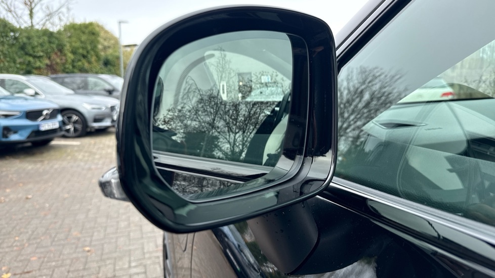 Used Volvo XC60 2025 for sale - 76874356: Photo 21